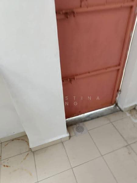 Rumah Teres 2-Tingkat untuk Dijual di Taman Puteri Wangsa (Ulu Tiram) - Christina Ang - Entrance - PropertyGuru.com.my