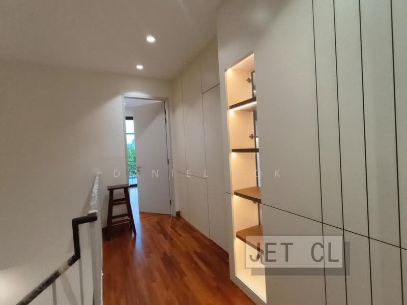 Rumah Berkembar untuk Dijual di Setia Alam (Selangor) - Daniel Kok - Corridor - PropertyGuru.com.my