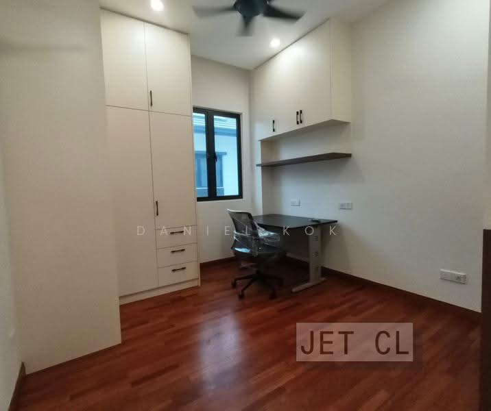 Rumah Berkembar untuk Dijual di Setia Alam (Selangor) - Daniel Kok - Study - PropertyGuru.com.my