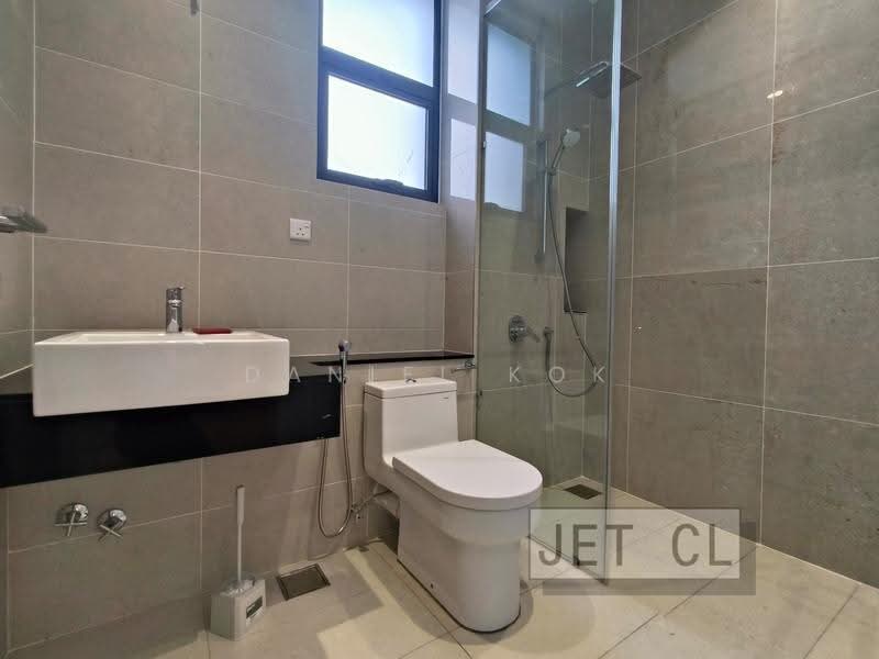 Rumah Berkembar untuk Dijual di Setia Alam (Selangor) - Daniel Kok - Bathroom - PropertyGuru.com.my