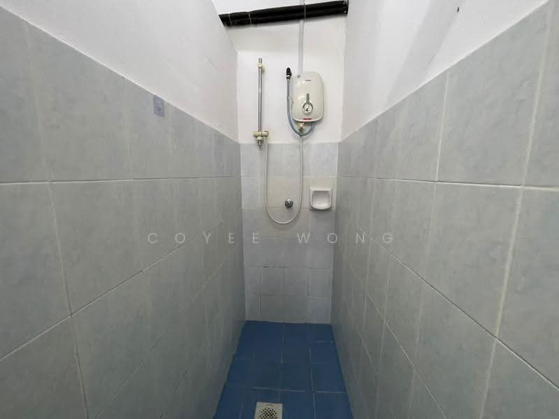 Apartment for Sale at Laman Damai (Li Garden) - Coyee Wong - Bathroom - PropertyGuru.com.my