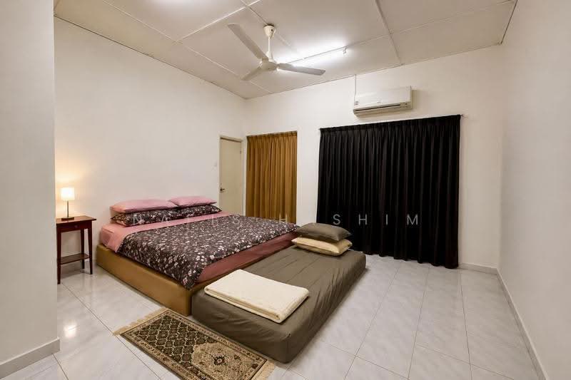 Rumah Teres 2-Tingkat untuk Dijual di Ukay Perdana (Ulu Kelang) - Nafis Hashim - Bedroom - PropertyGuru.com.my