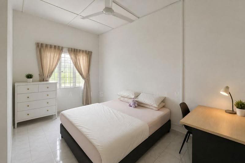 Rumah Teres 2-Tingkat untuk Dijual di Ukay Perdana (Ulu Kelang) - Nafis Hashim - Bedroom - PropertyGuru.com.my