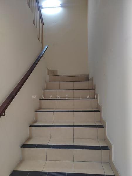 Rumah Teres 2-Tingkat untuk Disewa di Taman Sri Putra Mas (Sungai Buloh) - Wayne Lai - Corridor - PropertyGuru.com.my