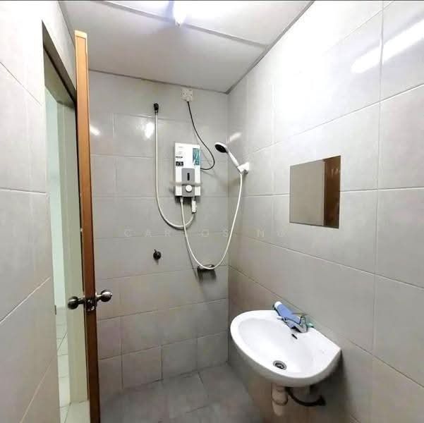 Pangsapuri untuk Disewa di Residensi Medan - Carlos Ng - Bathroom - PropertyGuru.com.my