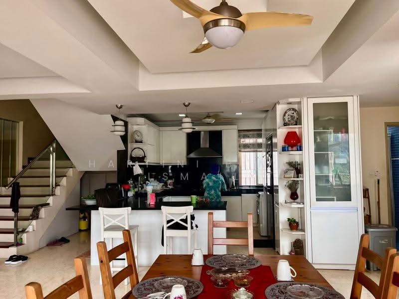 Condominium for Sale at Perdana Emerald - Hartini Binti Ismail - Kitchen - PropertyGuru.com.my