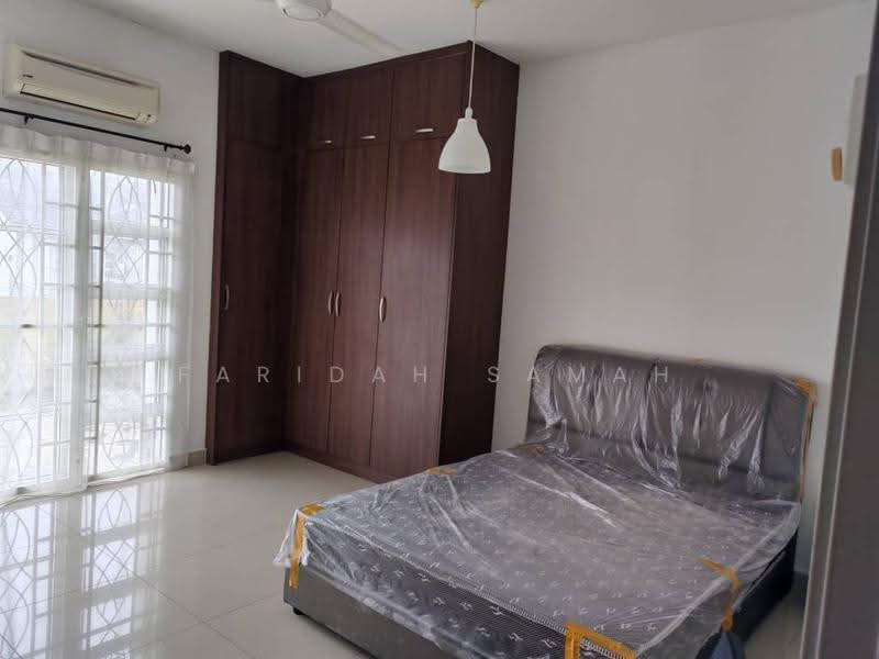 2-storey Terraced House for Rent in Bandar Baru Bangi (Selangor) - Faridah Samah - Bedroom - PropertyGuru.com.my