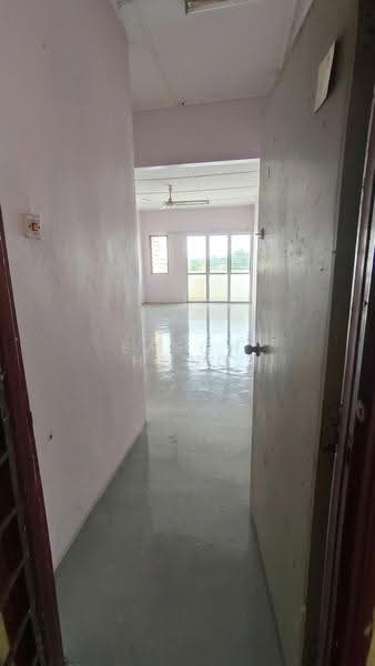 Rumah Flat untuk Disewa di Taman Bukit Rawang Jaya 2 - Eason Hong - Interior - PropertyGuru.com.my