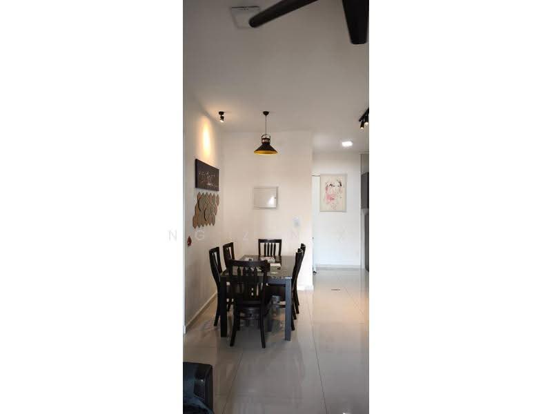 Kondominium untuk Dijual di Amberside @ Country Garden Danga Bay - NG ZEN XI - Dining Room - PropertyGuru.com.my