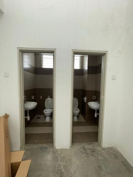 Pejabat untuk Disewa di Presint 15 (Putrajaya) - Crystal Low - Bathroom - PropertyGuru.com.my