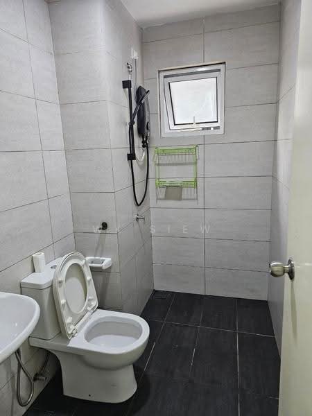 Kediaman Servis untuk Dijual di Residensi Rimbun @ Canopy Hills - WK Siew - Bathroom - PropertyGuru.com.my