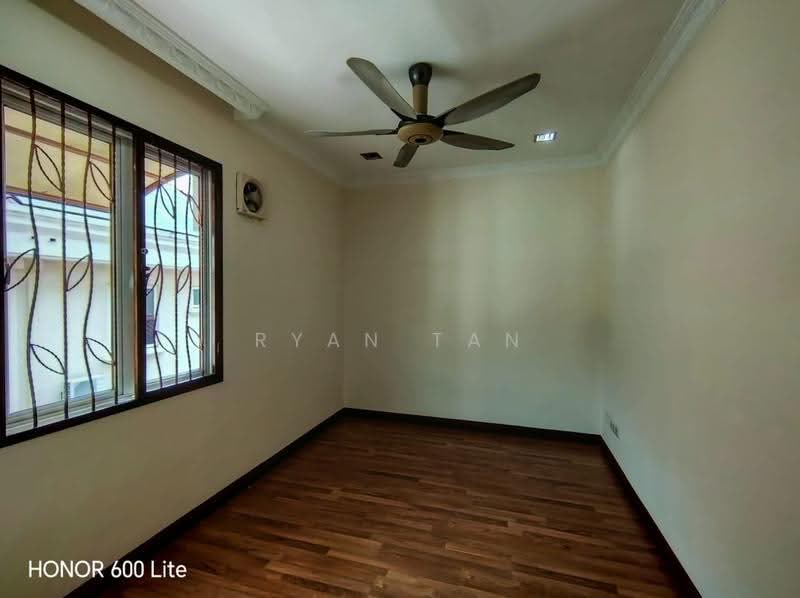 Semi-Detached House for Sale in Taman Naga Emas (Salak South) - Ryan Tan - Interior - PropertyGuru.com.my