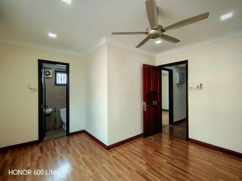 Semi-Detached House for Sale in Taman Naga Emas (Salak South) - Ryan Tan - Interior - PropertyGuru.com.my