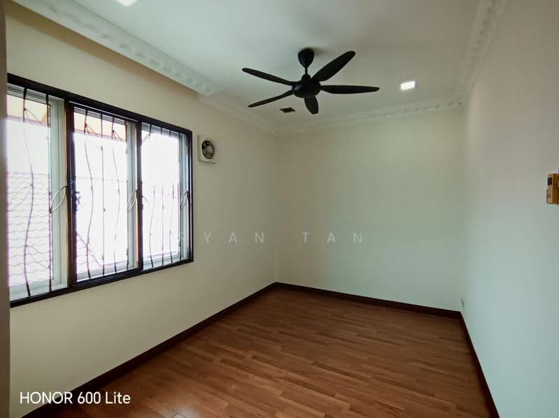 Semi-Detached House for Sale in Taman Naga Emas (Salak South) - Ryan Tan - Interior - PropertyGuru.com.my