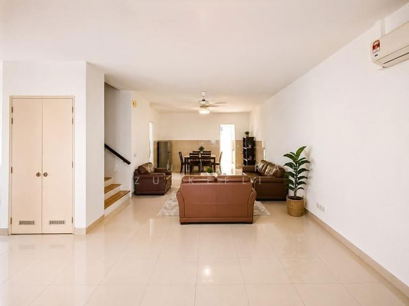 Rumah Teres 2.5-Tingkat untuk Dijual di Putrajaya (Putrajaya) - Zairul Asrah Zulkefli - Living Room - PropertyGuru.com.my
