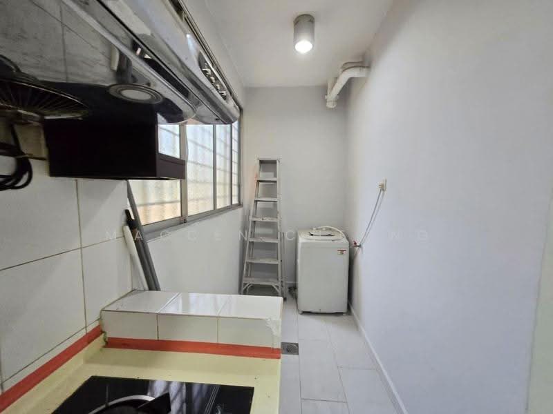 Apartment for Sale at Starville - Maccen Cheong - Kitchen - PropertyGuru.com.my