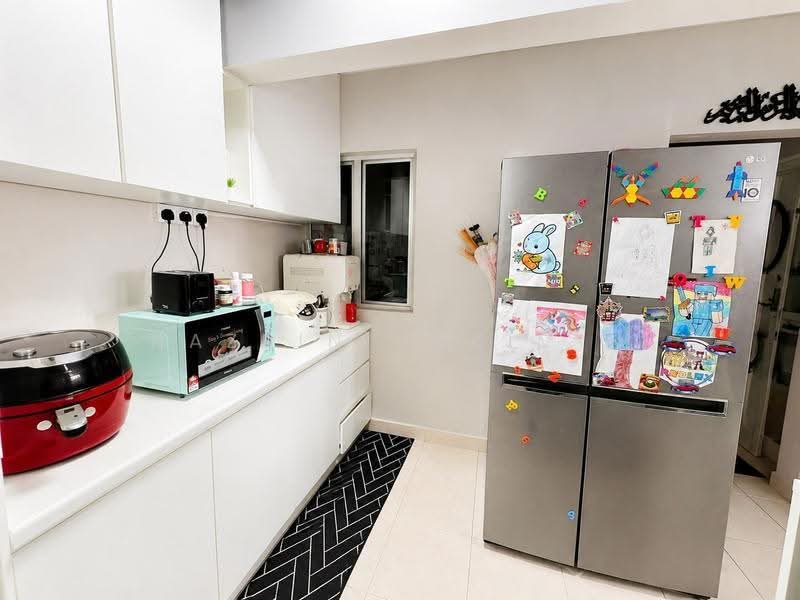 Pangsapuri untuk Dijual di Aliran Damai - Nazrin Hakimin - Kitchen - PropertyGuru.com.my