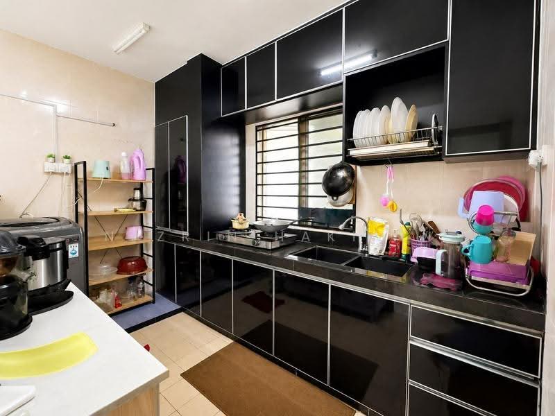 Pangsapuri untuk Dijual di Aliran Damai - Nazrin Hakimin - Kitchen - PropertyGuru.com.my