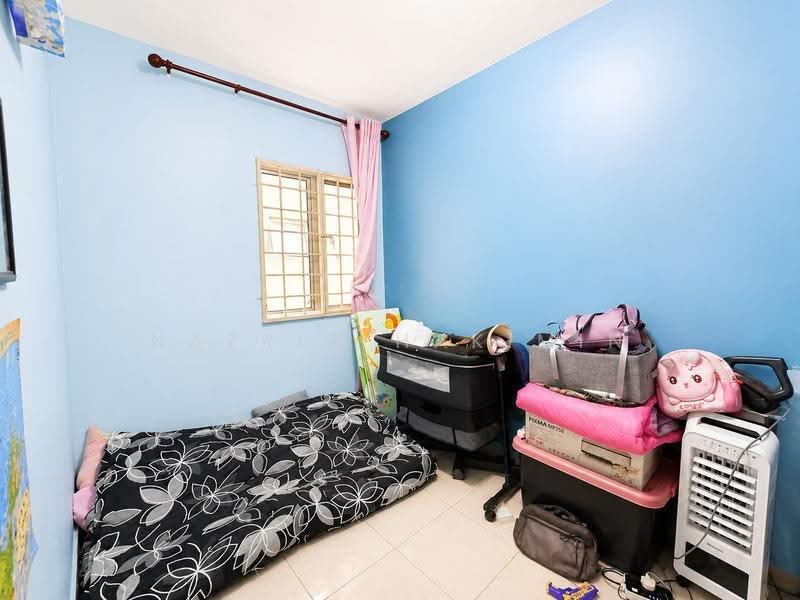 Pangsapuri untuk Dijual di Aliran Damai - Nazrin Hakimin - Bedroom - PropertyGuru.com.my