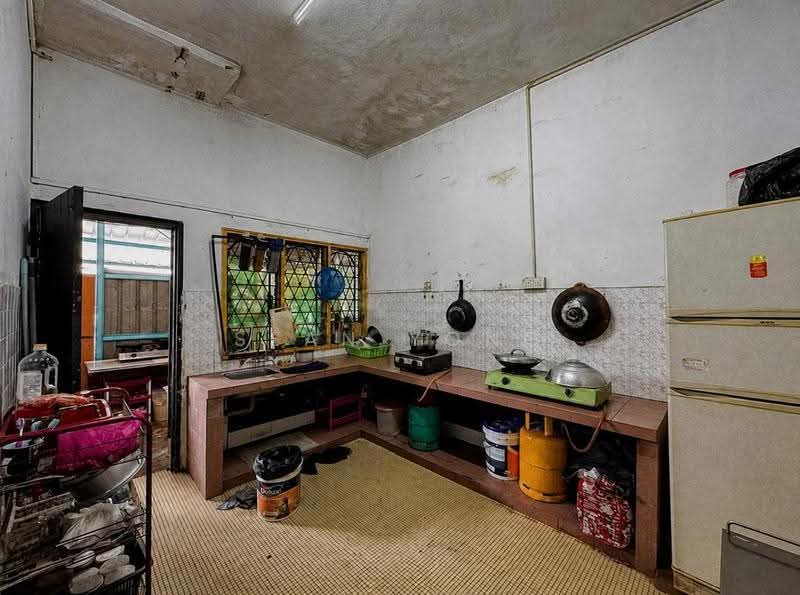 Rumah Teres 2-Tingkat untuk Dijual di Taman Ehsan (Kepong) - Sean Yong - Kitchen - PropertyGuru.com.my