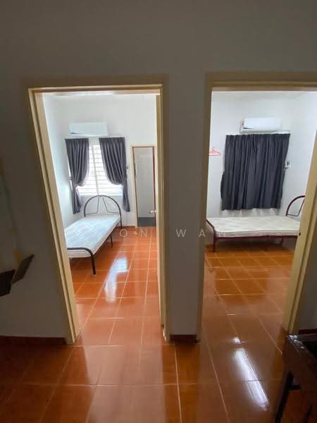 2-storey Terraced House for Rent in Petaling Jaya (Selangor) - Tron Wan - Bedroom - PropertyGuru.com.my