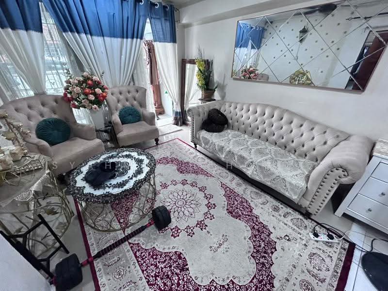 1-storey Terraced House for Sale in Seksyen 24 (Shah Alam) - Syahmi Shahordin - Living Room - PropertyGuru.com.my