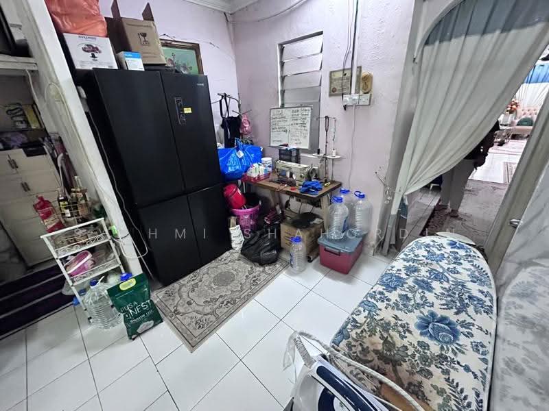 1-storey Terraced House for Sale in Seksyen 24 (Shah Alam) - Syahmi Shahordin - Interior - PropertyGuru.com.my