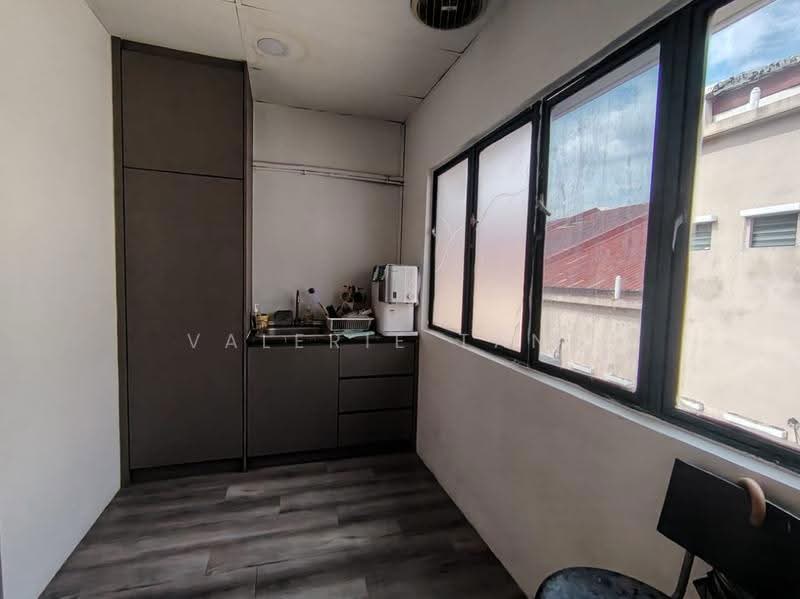 Office for Rent in Dataran Sunway (Kota Damansara) - Valerie Tang - Kitchen - PropertyGuru.com.my