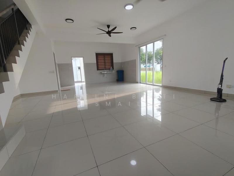 2-storey Terraced House for Sale in Jenjarom (Selangor) - Hartini Binti Ismail - Living Room - PropertyGuru.com.my