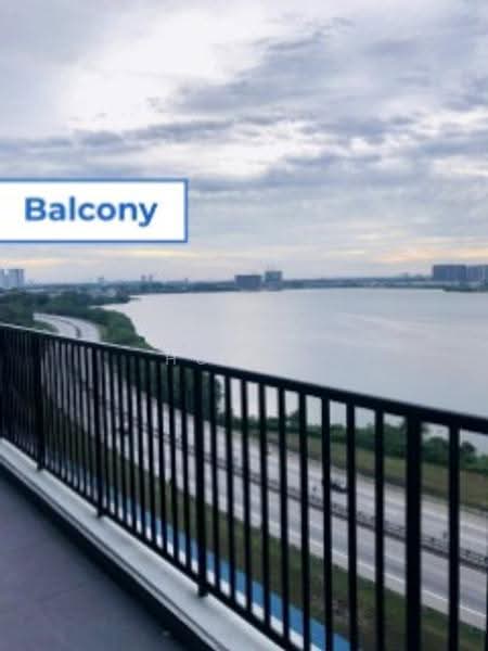 Kediaman Servis untuk Disewa di SkyLake Residence - Hui Qi - Balcony - PropertyGuru.com.my