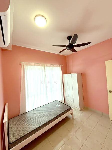 Kondominium untuk Disewa di Sofiya Residensi - Kew . - Bedroom - PropertyGuru.com.my