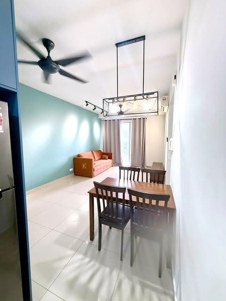 Kondominium untuk Disewa di Sofiya Residensi - Kew . - Living Room - PropertyGuru.com.my