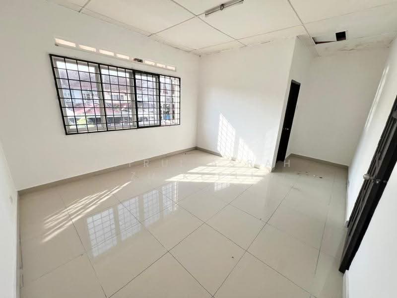 2-storey Terraced House for Sale in Banting (Selangor) - Zairul Asrah Zulkefli - Interior - PropertyGuru.com.my