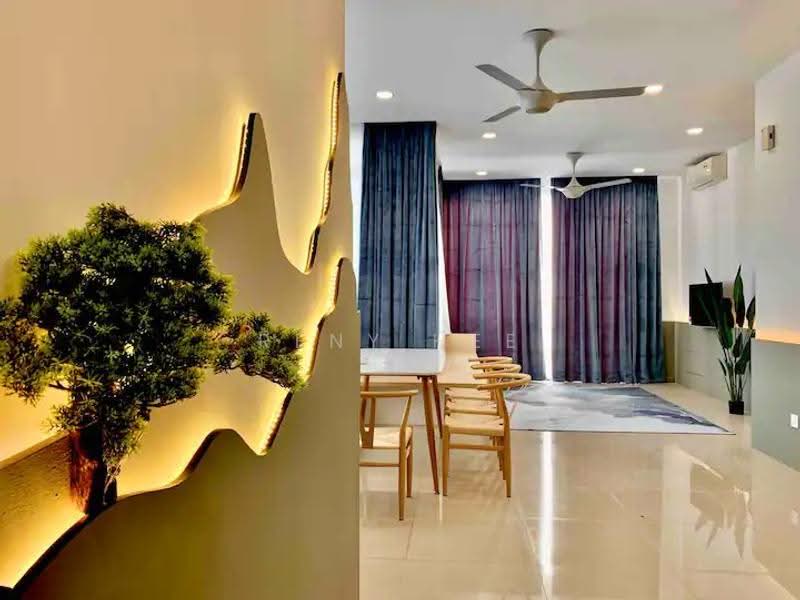 Kediaman Servis untuk Dijual di D'Pristine - Reny Hee - Living Room - PropertyGuru.com.my