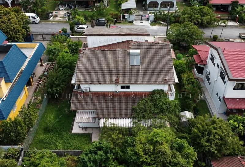 Bungalow House untuk Dijual di Seksyen 3 (Shah Alam) - Syahmi Shahordin - Exterior - PropertyGuru.com.my