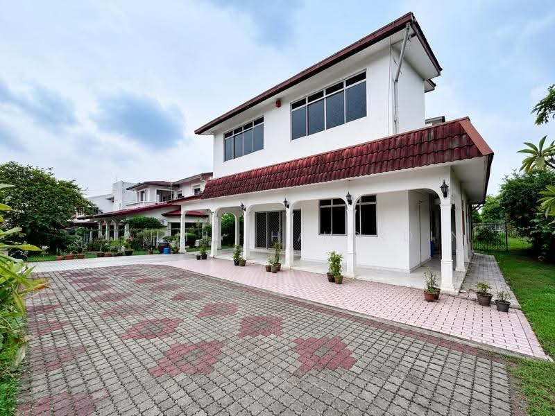 Bungalow House untuk Dijual di Seksyen 3 (Shah Alam) - Syahmi Shahordin - Exterior - PropertyGuru.com.my