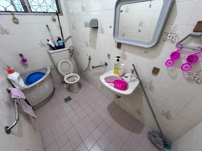 Bungalow House untuk Dijual di Seksyen 3 (Shah Alam) - Syahmi Shahordin - Bathroom - PropertyGuru.com.my