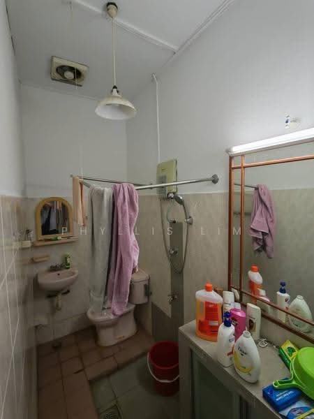 Rumah Teres 1-Tingkat untuk Dijual di Petaling Jaya (Selangor) - Phyllis Lim - Bathroom - PropertyGuru.com.my