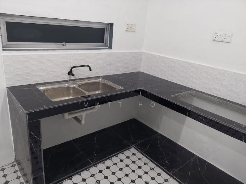 2-storey Terraced House for Sale in Kota Perdana (Seri Kembangan) - Matt Ho - Kitchen - PropertyGuru.com.my