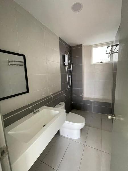 Kondominium untuk Dijual di Residensi PV18 - ZX KHO - Bathroom - PropertyGuru.com.my