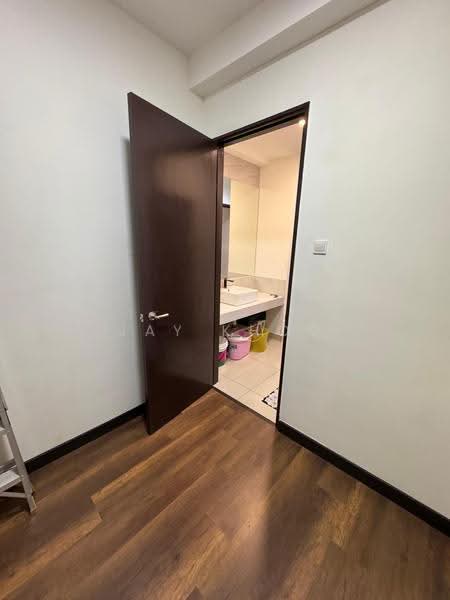 Service Residence for Sale at Symphony Tower (Menara Simfoni) - Jay Khoo - Bathroom - PropertyGuru.com.my