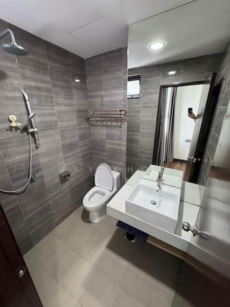 Service Residence for Sale at Symphony Tower (Menara Simfoni) - Jay Khoo - Bathroom - PropertyGuru.com.my