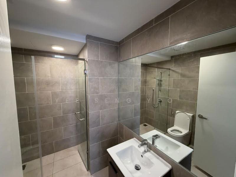 Kediaman Servis untuk Disewa di Residensi Estetik 8 (Est8) - Yee Seng Yeo - Bathroom - PropertyGuru.com.my