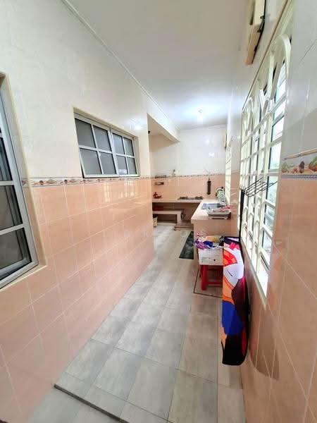 Rumah Teres 2-Tingkat untuk Disewa di Bandar Bukit Puchong (Puchong) - Carlos Ng - Kitchen - PropertyGuru.com.my