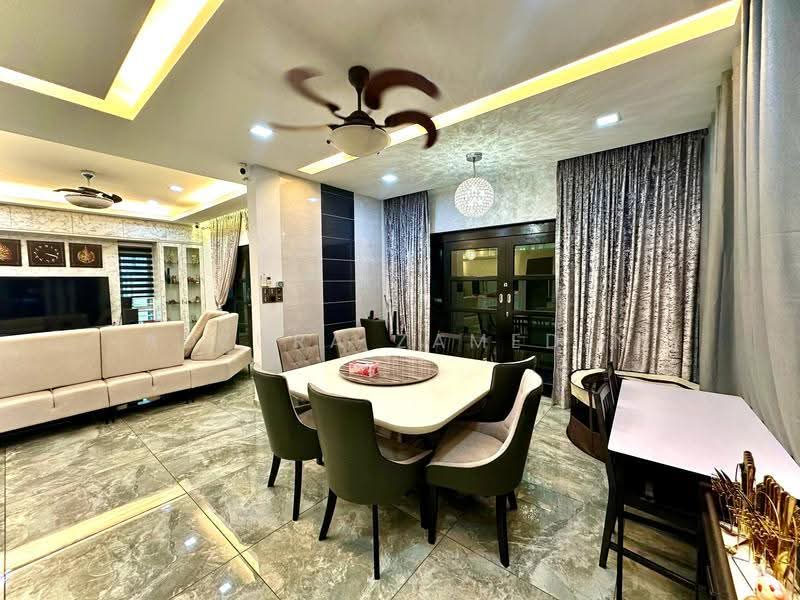 Rumah Teres 2-Tingkat untuk Dijual di Denai Alam (Shah Alam) - Adzura Zamedin - Living Room - PropertyGuru.com.my