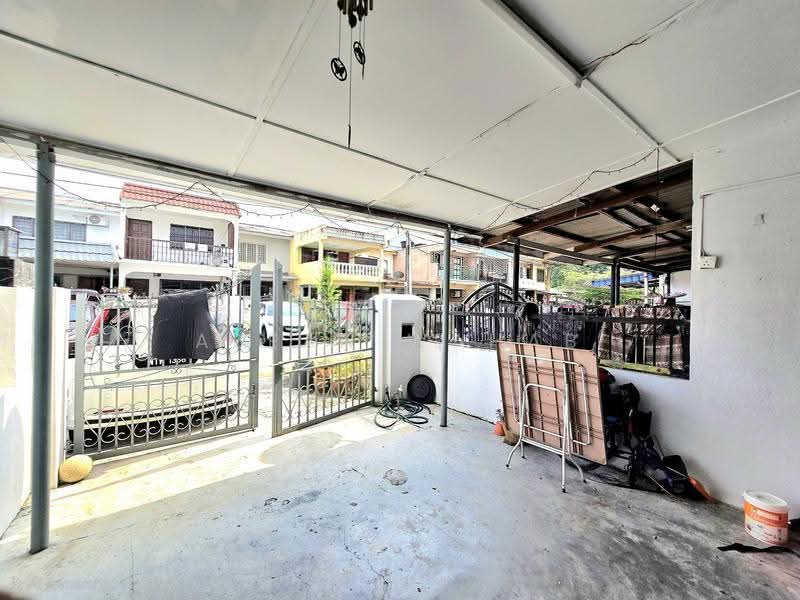 2-storey Terraced House for Sale in Ampang (Selangor) - Azean Wahab - Exterior - PropertyGuru.com.my