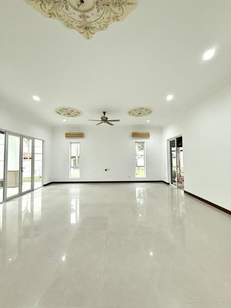 Bungalow House untuk Dijual di Tropicana (Petaling Jaya) - Caindy Wong - Living Room - PropertyGuru.com.my