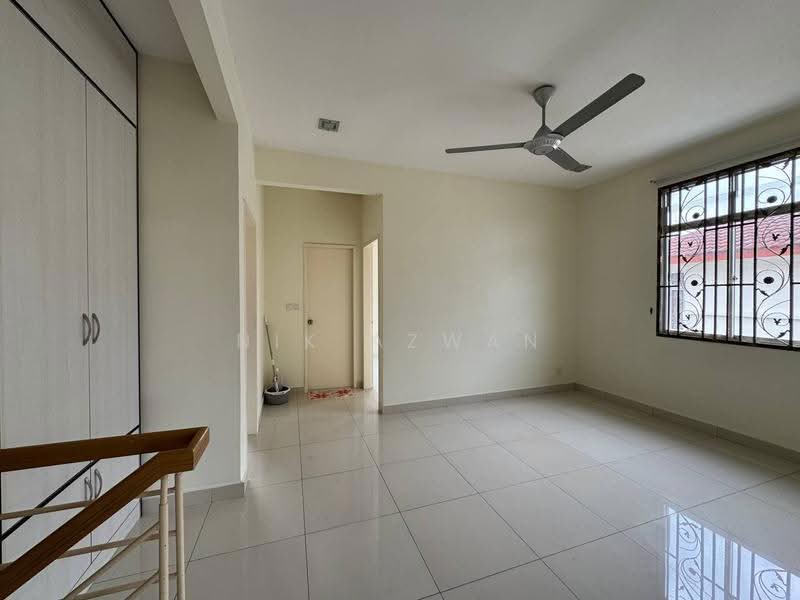 Rumah Teres 2-Tingkat untuk Dijual di Bandar Baru Salak Tinggi (Sepang) - NIK AZWAN - Interior - PropertyGuru.com.my