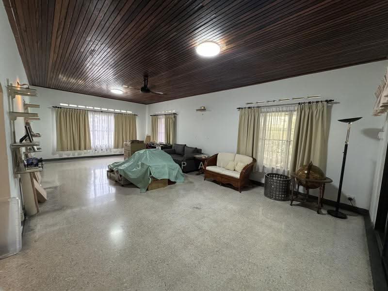 Bungalow House for Sale in Seksyen 16 (Petaling Jaya) - J. Paul - Living Room - PropertyGuru.com.my