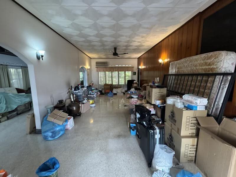 Bungalow House for Sale in Seksyen 16 (Petaling Jaya) - J. Paul - Living Room - PropertyGuru.com.my